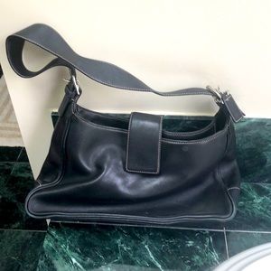 Gently used VINTAGE black Coach Hampton bag